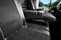 Passgenaue Autositzbezüge für MAN TGE ab 2017 – Velourimitat mit Kunstleder
